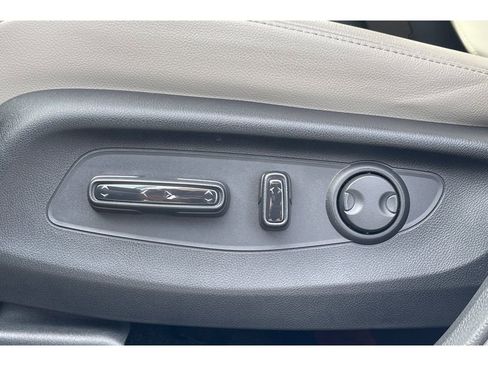 Certified 2025 Honda CR-V EX-L image 13