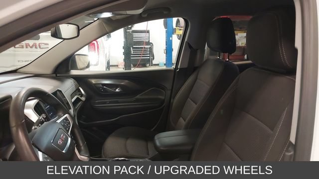 Used 2024 GMC Terrain SLE w/ Elevation Edition FWD image 22