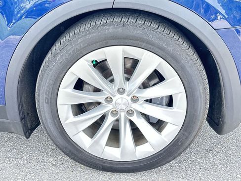 Used 2018 Tesla Model X 100D AWD/4WD image 12