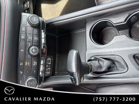 Used 2024 Dodge Durango GT image 15