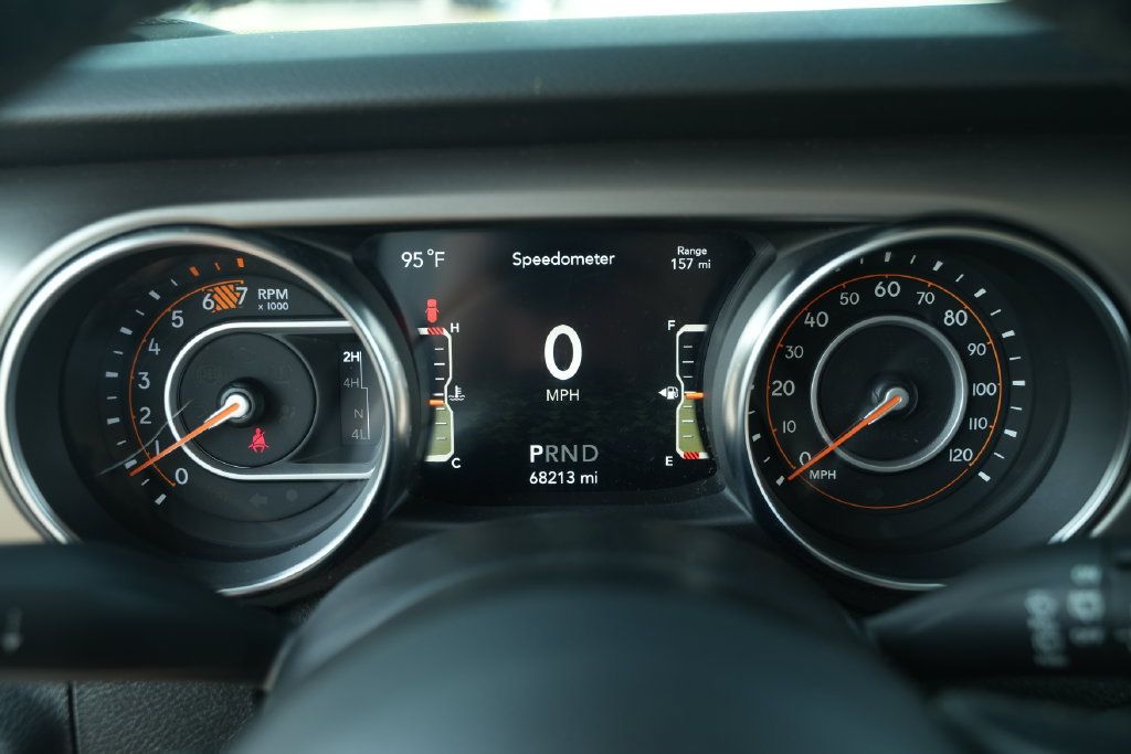 Used 2021 Jeep Wrangler Unlimited Sport AWD/4WD image 32