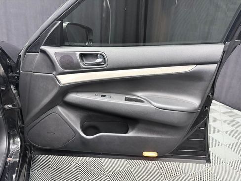 Used 2015 INFINITI Q40 AWD w/ Navigation Package image 23