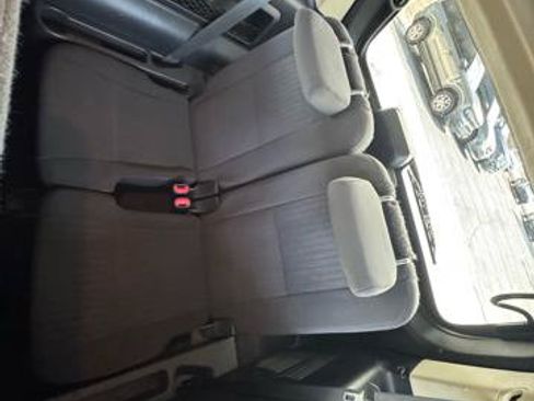 Used 2010 Ford Explorer XLT AWD/4WD image 12