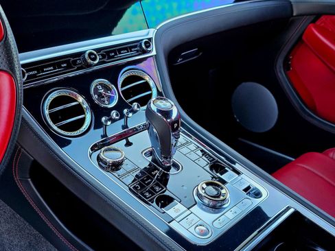 Used 2020 Bentley Continental GT w/ First Edition Specification image 31