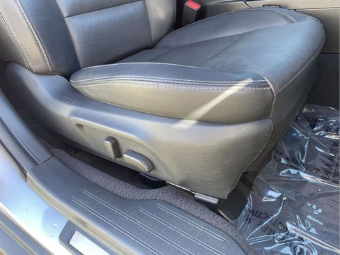 Used 2017 Subaru Outback 2.5i Limited w/ Popular Package #5 image 15