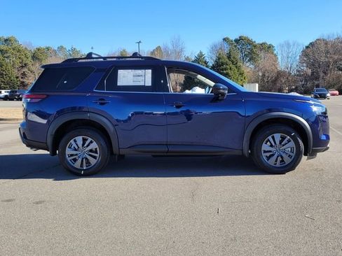 New 2026 Nissan Pathfinder SV AWD/4WD image 2