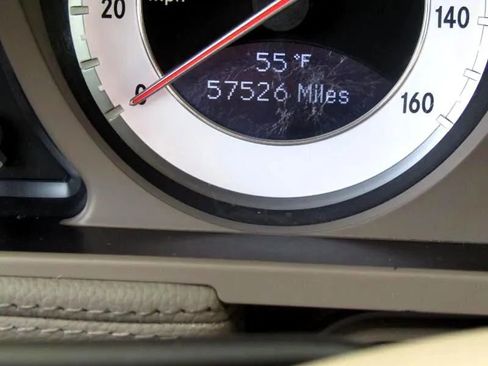 Used 2009 Mercedes-Benz SL 550 image 24