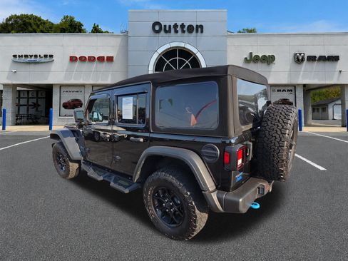 Used 2024 Jeep Wrangler Unlimited AWD/4WD image 6