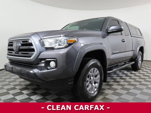 Used 2018 Toyota Tacoma SR5 image 3