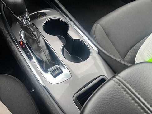 Used 2025 Chevrolet Malibu LT image 28