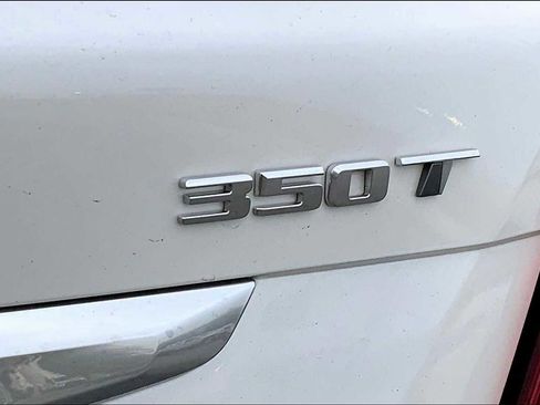 Used 2022 Cadillac XT5 Premium Luxury w/ Technology Package image 9