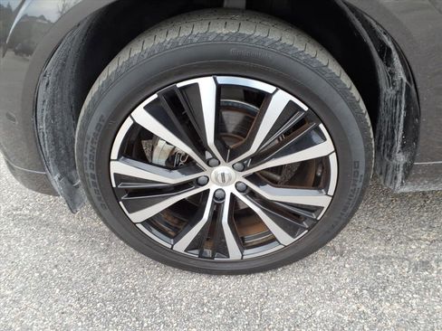 Certified 2023 Volvo XC60 B5 Plus w/ Protection Package Premier image 12