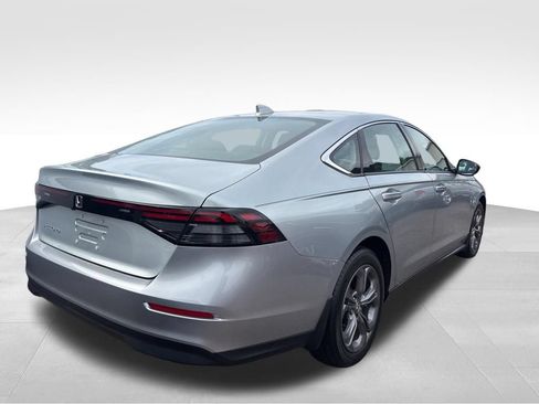 Used 2024 Honda Accord EX image 9