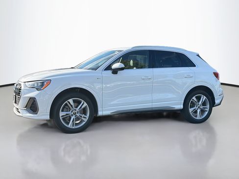 Used 2021 Audi Q3 2.0T Premium AWD/4WD image 3