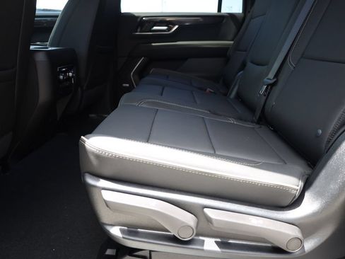New 2026 GMC Yukon XL Elevation AWD/4WD image 18