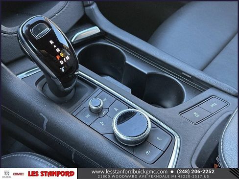 Used 2023 Cadillac XT6 Premium Luxury image 33