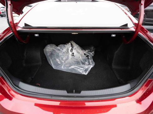 Used 2021 Chevrolet Malibu RS image 27