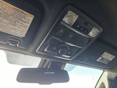 Used 2019 Toyota Tacoma TRD Off-Road image 29