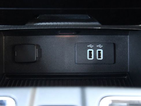 Used 2016 Ford F150 XLT w/ Equipment Group 302A Luxury image 26