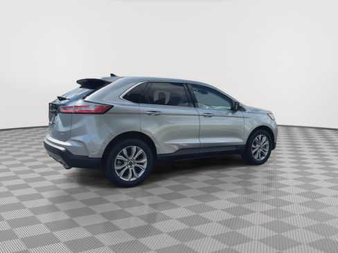 Used 2024 Ford Edge Titanium AWD/4WD image 8