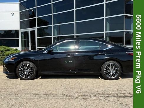 Used 2025 Lexus ES 350 w/ Premium Package FWD image 6