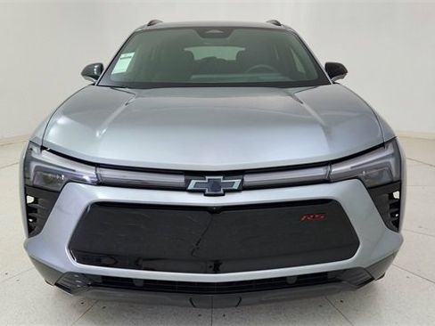 Used 2025 Chevrolet Blazer EV RS image 2