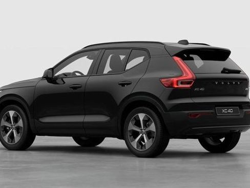 New 2026 Volvo XC40 B5 Plus w/ Protection Package Premier image 3