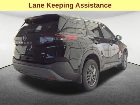Used 2023 Nissan Rogue S AWD/4WD image 5