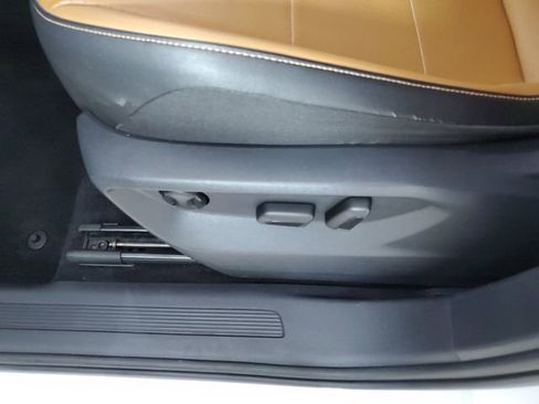 Used 2019 Volkswagen Tiguan SEL FWD image 23