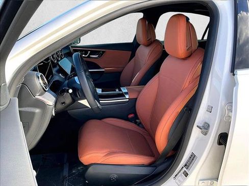 Used 2025 Mercedes-Benz C 300 Sedan image 27