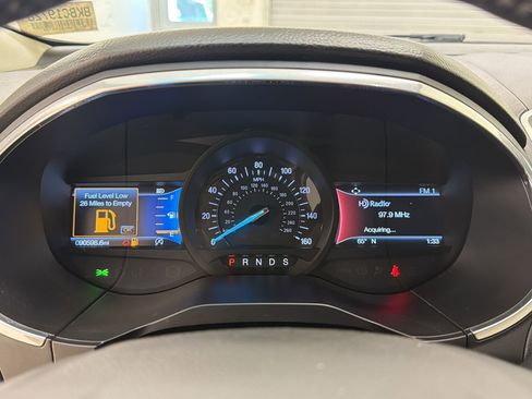 Certified 2019 Ford Edge Titanium w/ Equipment Group 301A FWD image 19
