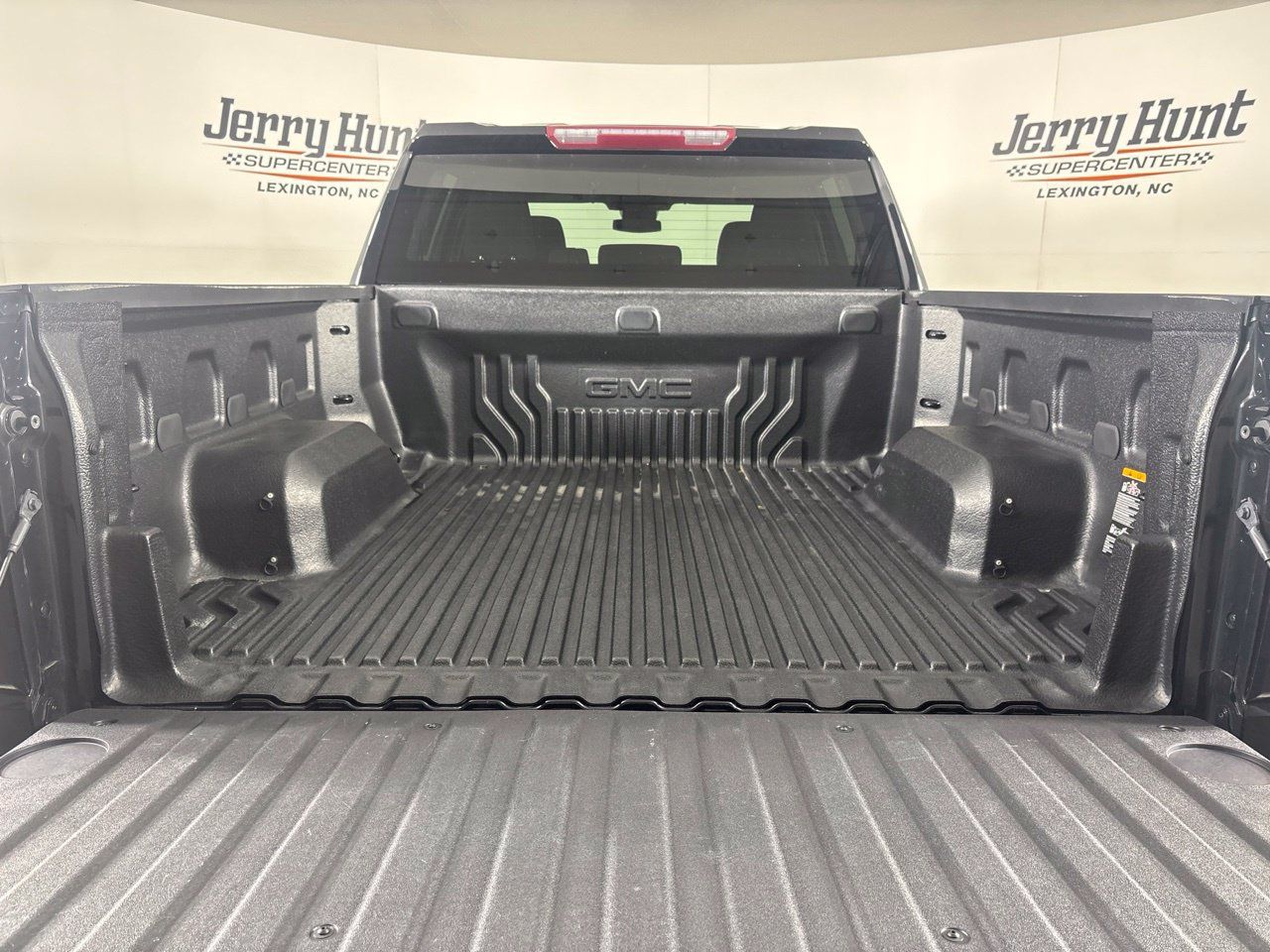 Used 2024 GMC Sierra 1500 Elevation AWD/4WD image 28