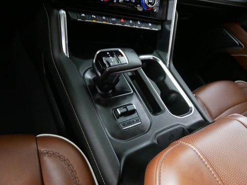 Used 2023 GMC Sierra 1500 Denali Ultimate AWD/4WD image 24