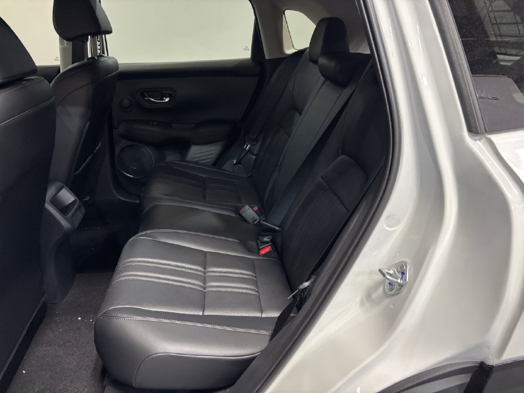 New 2027 Honda HR-V EX-L image 15