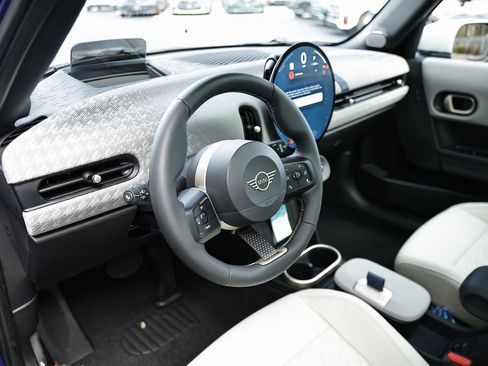 New 2026 MINI Cooper S image 17