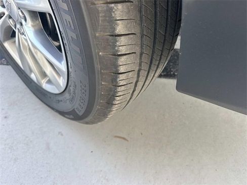 Used 2020 Cadillac XT5 Premium Luxury image 15