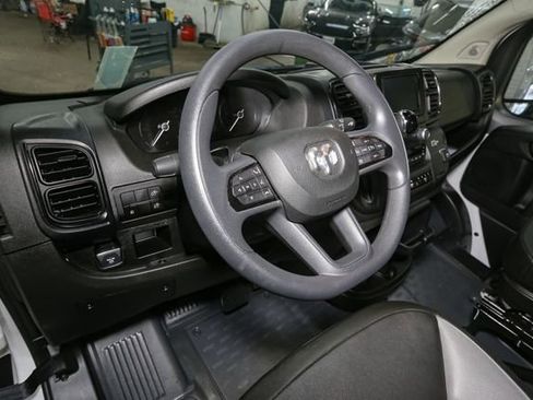 Used 2026 RAM ProMaster 2500 w/ Convenience Group FWD image 19