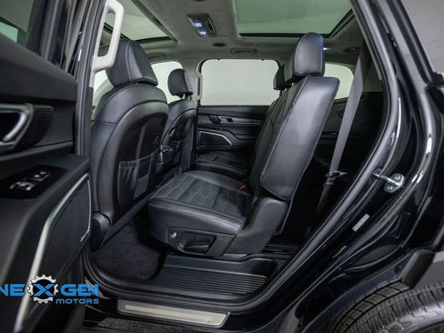 Used 2025 Kia Telluride SX Prestige AWD/4WD image 27