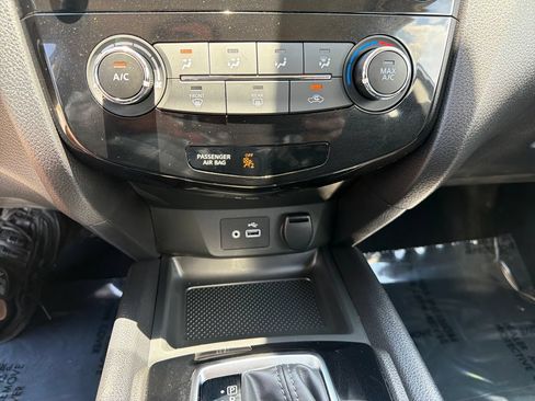 Used 2022 Nissan Rogue Sport S FWD image 26