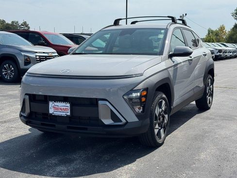 Used 2024 Hyundai Kona SEL w/ Convenience Package AWD/4WD image 8