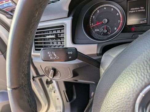 Used 2019 Volkswagen Atlas SE FWD image 31