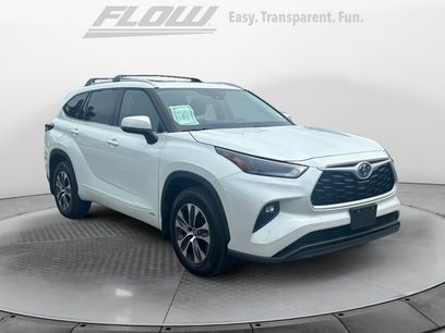 Used 2022 Toyota Highlander XLE