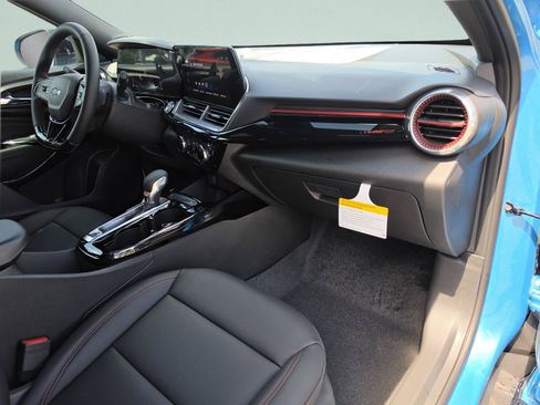 New 2026 Chevrolet Trax RS w/ Driver Confidence Package FWD image 14