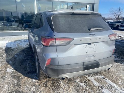 Used 2022 Ford Escape SE w/ Convenience Package image 4