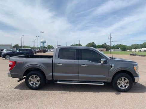 Used 2023 Ford F150 Lariat AWD/4WD image 8