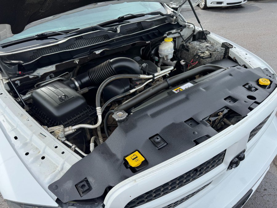 Used 2018 RAM 1500 Express w/ Express Value Package AWD/4WD image 23