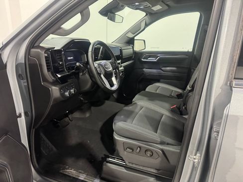 Used 2024 GMC Sierra 1500 SLE AWD/4WD image 16