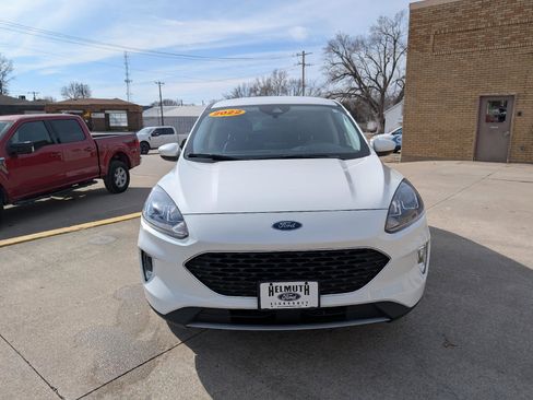 Used 2022 Ford Escape SEL w/ Technology Package image 3
