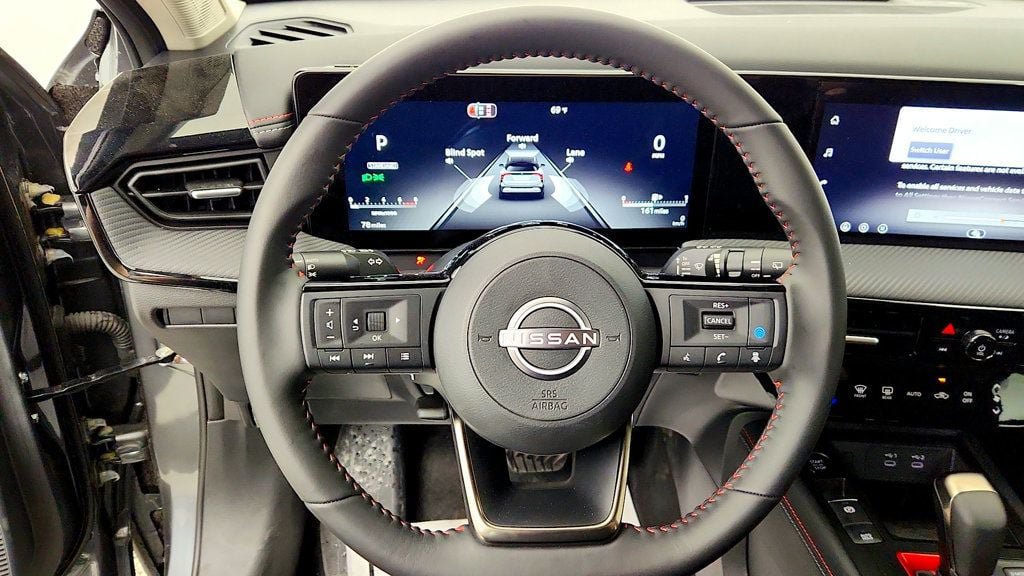 Used 2026 Nissan Kicks SR FWD image 14