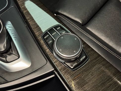 Used 2018 BMW 328d Sedan image 37